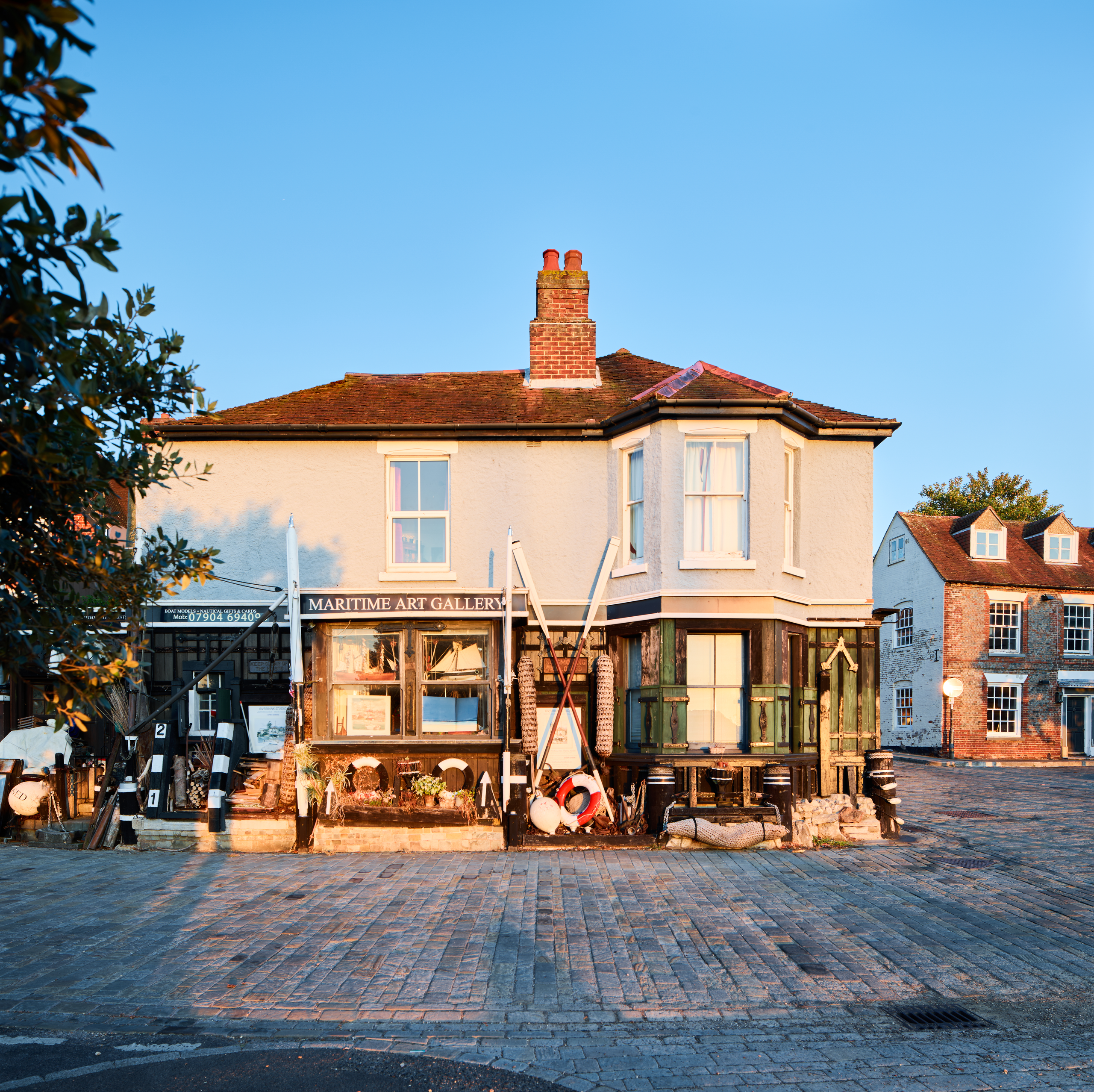 Maritime art gallery